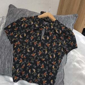 Abercrombie & Fitch Black Floral Blouse